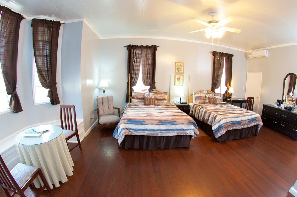 The Great House Inn Belize City Exterior photo